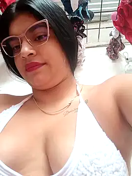 naughty-girl01 online show from February 2025 01:10:02 PM