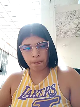 naughty-girl01 online show from February 2025 01:30:02 PM