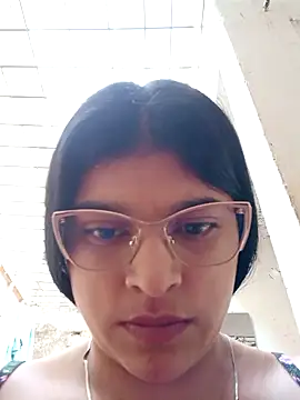 naughty-girl01 online show from February 2025 01:21:01 PM