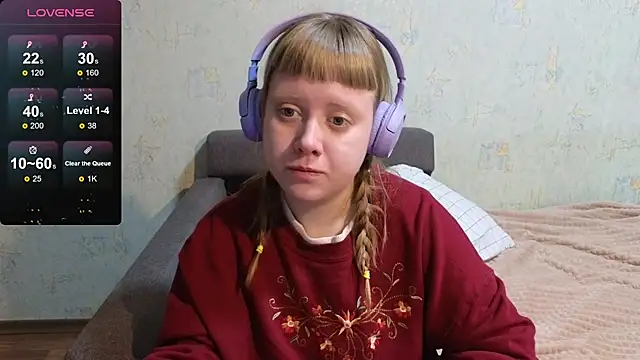 Snapshot of June_shy0 chatting on February 2026 07:51:02 AM June shy0 online show from February 2026 07:51:02 AM