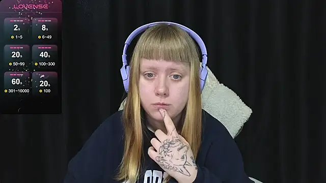 Snapshot of June_shy0 chatting on February 2026 06:58:02 AM June shy0 online show from February 2026 06:58:02 AM