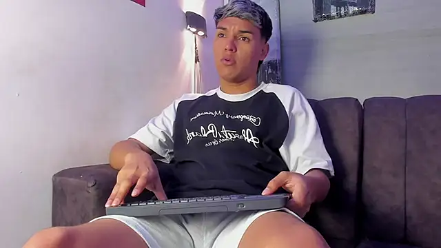 ryan carter08 online show from October 2025 12:50:02 PM