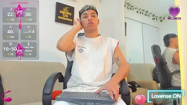 ryan carter08 online show from October 2025 01:33:02 AM