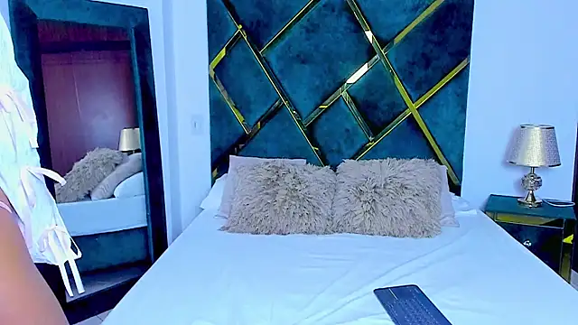 Snapshot of Criss_Ariana chatting on March 2025 11:51:01 AM Criss Ariana online show from March 2025 11:51:01 AM