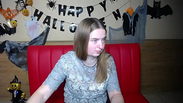 FreyaDak online show from November 2025 06:07:02 PM