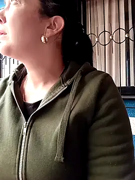 skayhot  online show from February 2025 01:01:01 PM