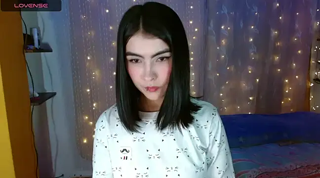 victoria-henaoo online show from February 2025 02:31:01 AM