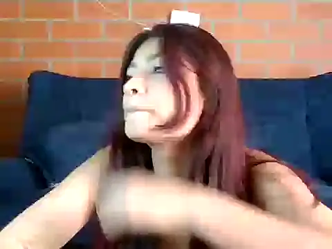 Snapshot of hanna_beili chatting on February 2025 06:13:02 PM hanna beili online show from February 2025 06:13:02 PM