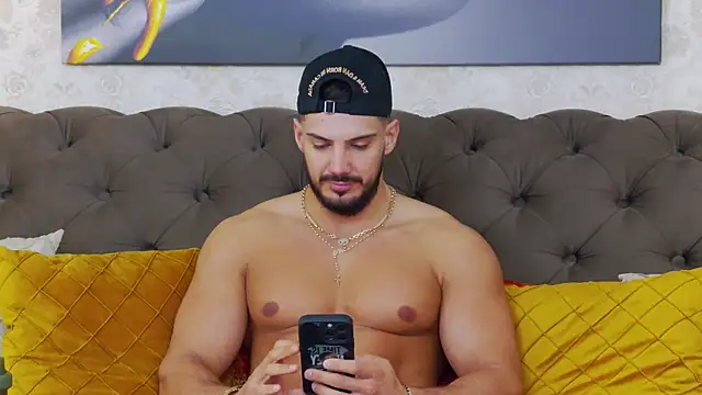 Snapshot of DustinKeent chatting on February 2025 09:30:01 AM DustinKeent online show from February 2025 09:30:01 AM