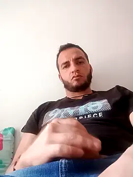 squilinho21 online show from November 2025 07:28:01 PM