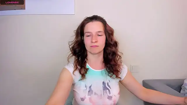 Clear Angel online show from September 2025 04:33:02 PM