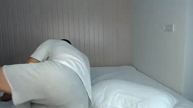 Snapshot of heilgarbest chatting on November 2025 10:04:02 AM heilgarbest online show from November 2025 10:04:02 AM