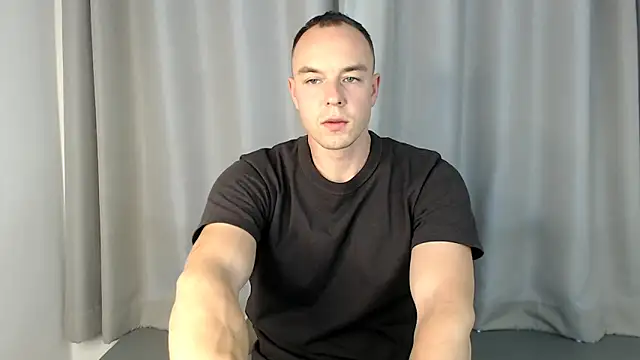 Snapshot of heilgarbest chatting on November 2025 10:03:01 AM heilgarbest online show from November 2025 10:03:01 AM