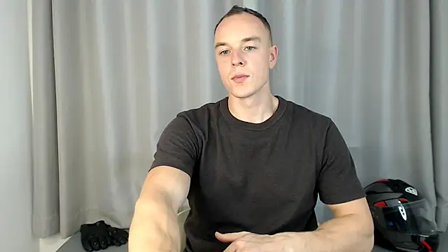 Snapshot of heilgarbest chatting on November 2025 10:26:02 AM heilgarbest online show from November 2025 10:26:02 AM