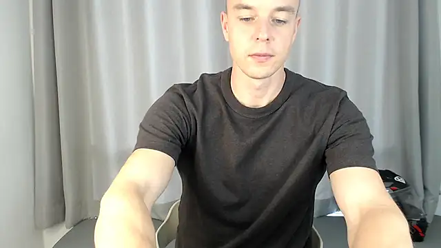 Snapshot of heilgarbest chatting on November 2025 10:06:01 AM heilgarbest online show from November 2025 10:06:01 AM