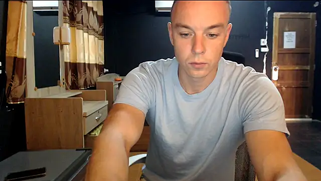Snapshot of heilgarbest chatting on April 2026 10:02:02 AM heilgarbest online show from April 2026 10:02:02 AM
