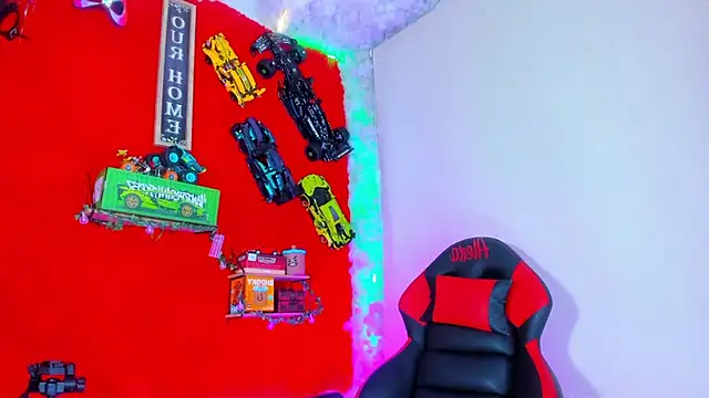 LilOwen  online show from October 2025 10:21:02 PM