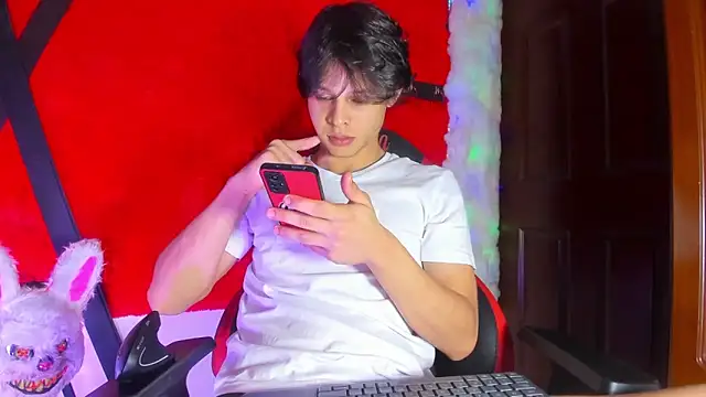 LilOwen  online show from February 2026 09:55:02 PM