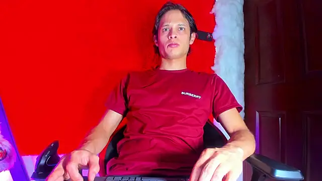 LilOwen  online show from March 2026 05:40:01 PM