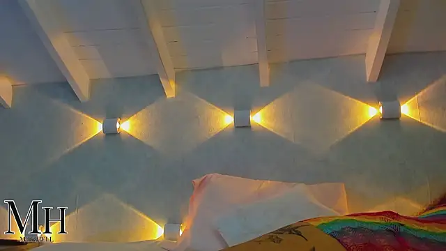 Snapshot of MizzHell chatting on February 2026 04:22:01 AM MizzHell online show from February 2026 04:22:01 AM