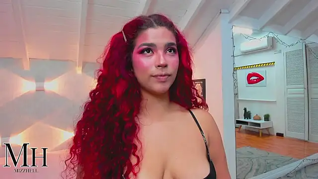 Snapshot of MizzHell chatting on February 2026 03:48:01 AM MizzHell online show from February 2026 03:48:01 AM