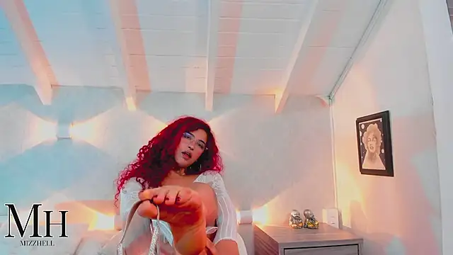 Snapshot of MizzHell chatting on March 2026 07:15:01 AM MizzHell online show from March 2026 07:15:01 AM