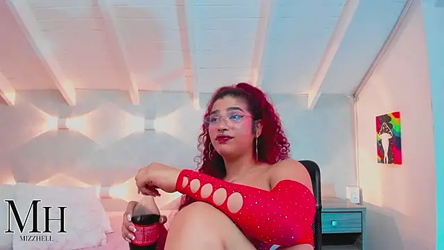 Snapshot of MizzHell chatting on March 2026 06:06:02 AM MizzHell online show from March 2026 06:06:02 AM