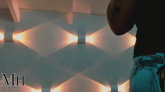 Snapshot of MizzHell chatting on March 2026 03:45:02 AM MizzHell online show from March 2026 03:45:02 AM