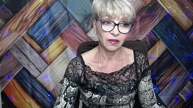 Snapshot of EllaBonito chatting on September 2025 11:04:02 AM EllaBonito online show from September 2025 11:04:02 AM