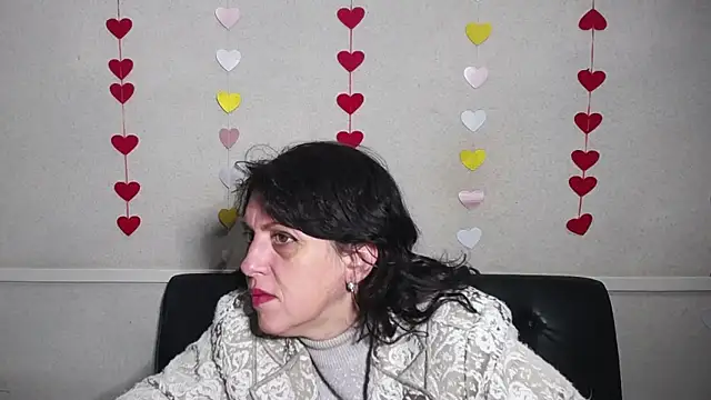 LuciaMii online show from January 2025 06:03:01 PM