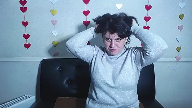 LuciaMii online show from January 2025 06:07:01 PM