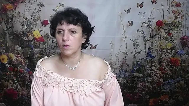 LuciaMii online show from September 2025 05:13:01 PM