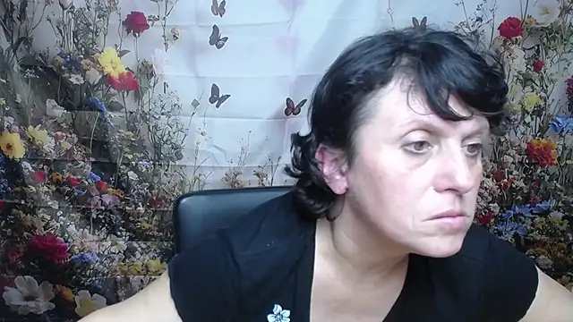 LuciaMii online show from September 2025 05:07:01 PM