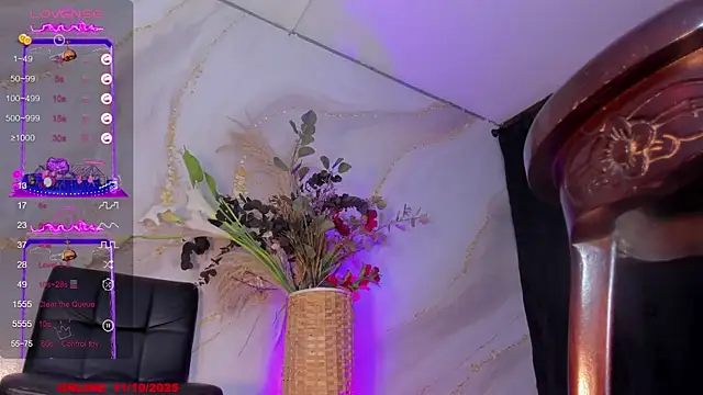 Karla-Ebony online show from October 2025 01:53:02 PM