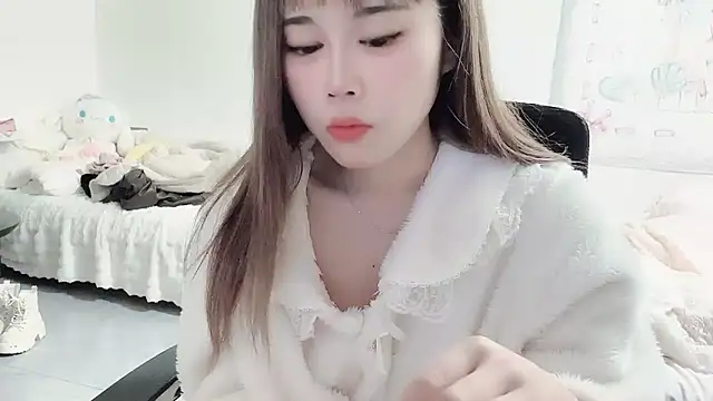 Snapshot of Jia-Xin- chatting on December 2024 09:00:02 AM Jia-Xin- online show from December 2024 09:00:02 AM