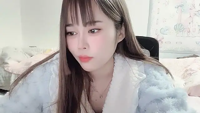 Snapshot of Jia-Xin- chatting on December 2024 01:39:02 PM Jia-Xin- online show from December 2024 01:39:02 PM