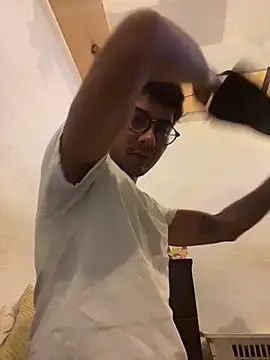 CrazyApachw online show from March 2026 03:32:02 AM