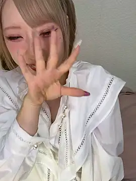 alice  1111 online show from April 2026 12:43:01 PM