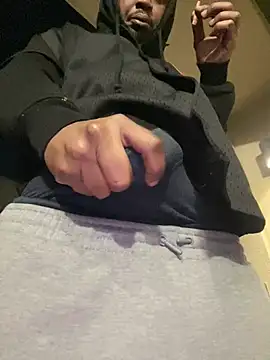 Snapshot of MobyDxck chatting on December 2024 09:23:01 AM MobyDxck online show from December 2024 09:23:01 AM