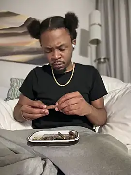 Snapshot of MobyDxck chatting on January 2025 12:09:02 AM MobyDxck online show from January 2025 12:09:02 AM