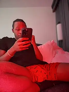 Snapshot of MobyDxck chatting on February 2025 12:30:02 PM MobyDxck online show from February 2025 12:30:02 PM