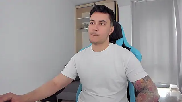 MatMalonne online show from February 2025 09:00:02 AM