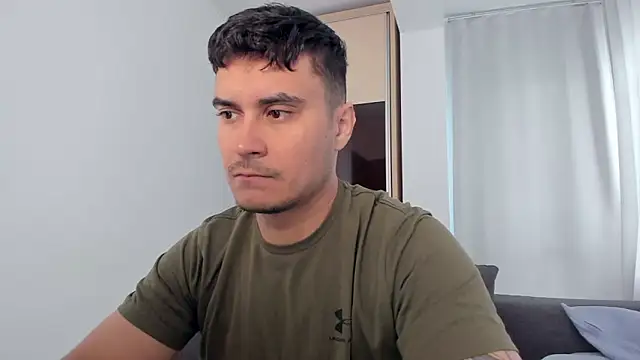 MatMalonne online show from October 2025 07:29:01 AM