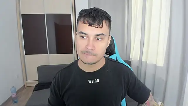 MatMalonne online show from October 2025 05:29:02 AM