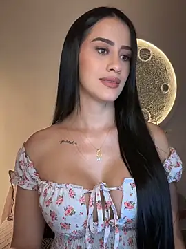 SarahhSmitth1 online show from November 2025 04:41:02 PM