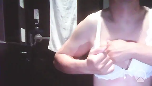 akirannn00 online show from April 2026 01:39:02 PM