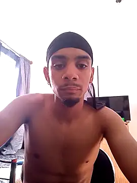 29YOURZ 28  online show from December 2024 02:35:02 PM