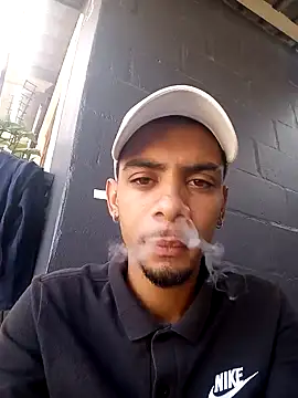 29YOURZ 28  online show from January 2025 12:37:01 PM