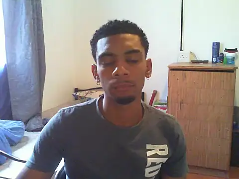 29YOURZ 28  online show from February 2025 12:11:01 PM