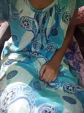 Snapshot of Ralisha_Rani chatting on October 2025 10:29:02 PM Ralisha Rani online show from October 2025 10:29:02 PM